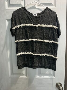 Old Navy Charcoal Short-Sleeve Tee with White Fringe Stripes